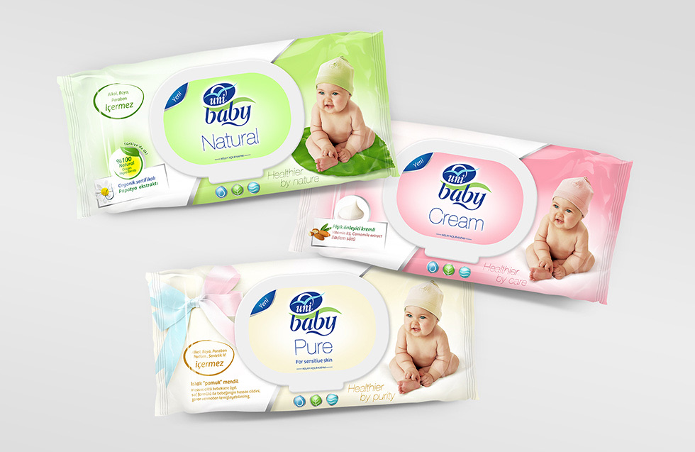 Unibaby wipes in green, pink and blue